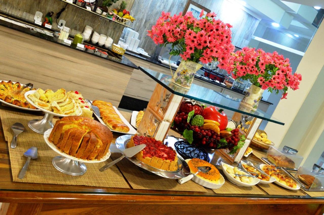 Santa Monica Palace Hotel โครุมบา ภายนอก รูปภาพ